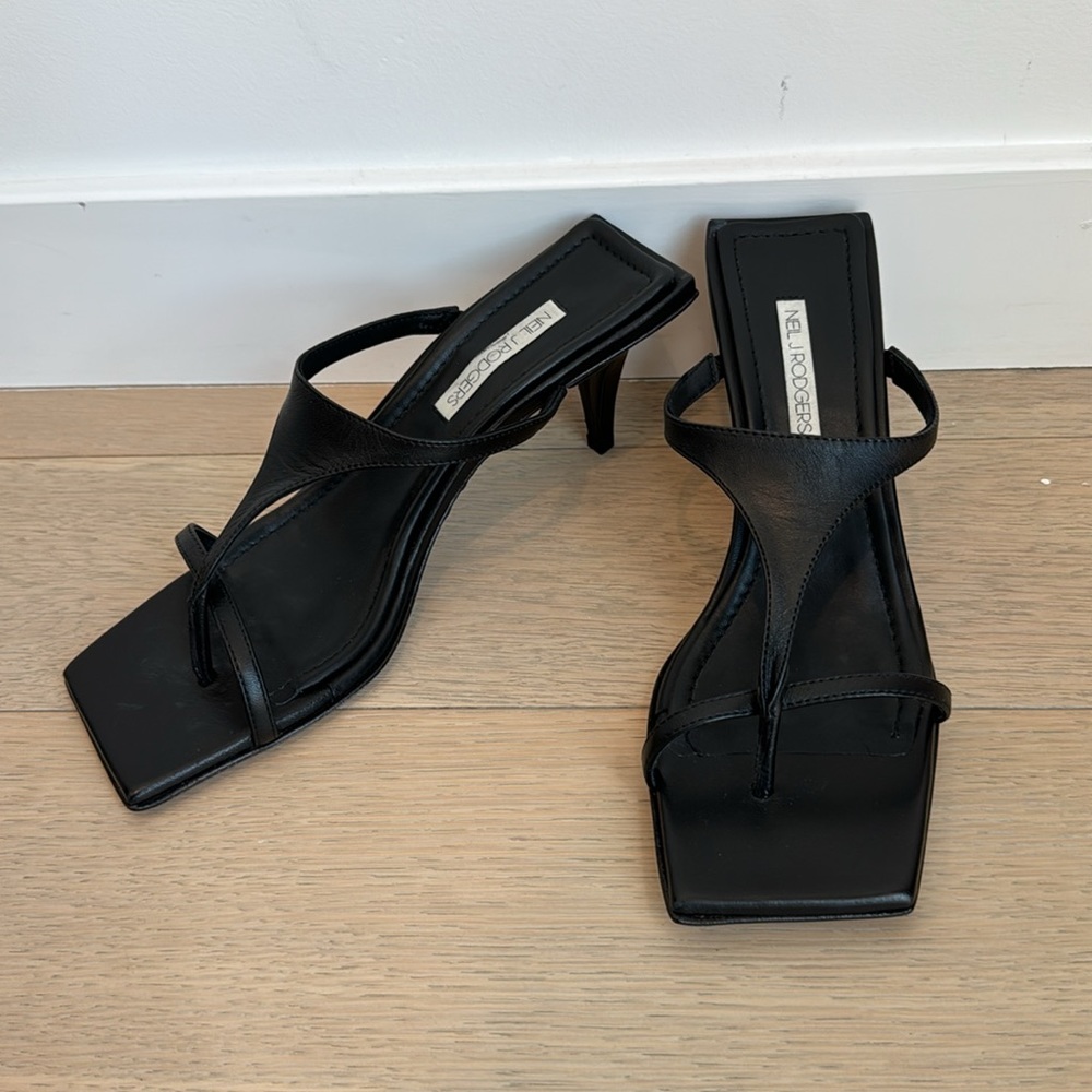 NEIL J RODGERS - SONJA SANDAL SIZE 40